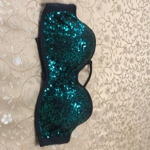 NWT Venus Emerald Sequin Top